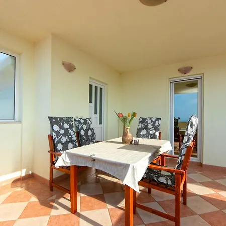 Appartement 2 Makarska