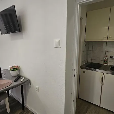 Appartement 2 *