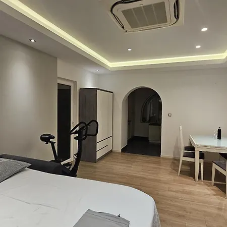 Appartement 2 *