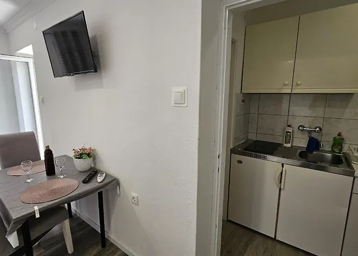 Апартаменты 2 *